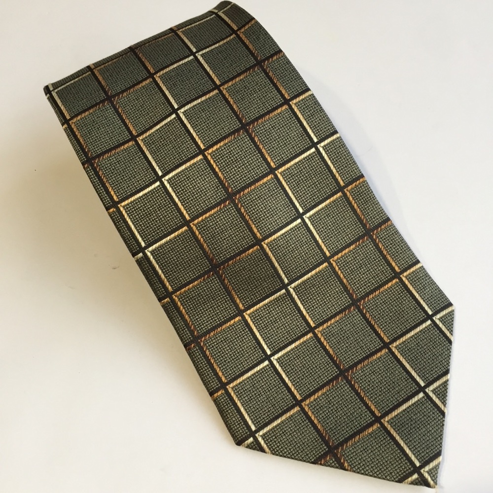 Roberto Villini Green Silk Tie